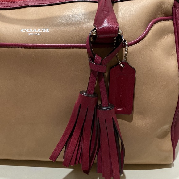 COACH (No. C1373-25807) Legacy “Haley” 2-Tone (Tan/Burgundy) Large Satchel - Picture 9 of 16